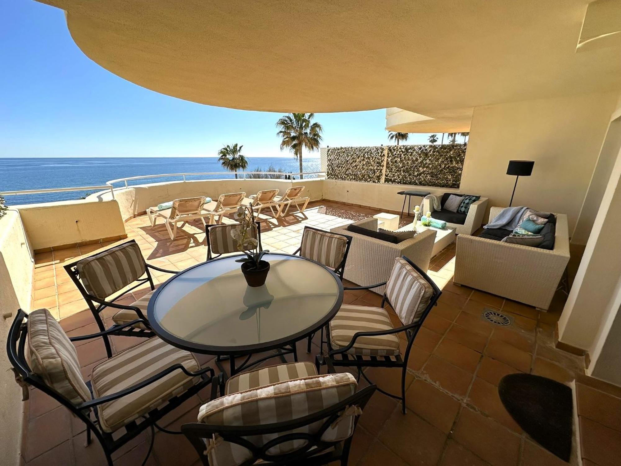 Apartments Bermuda Beach 에스테포나 외부 사진
