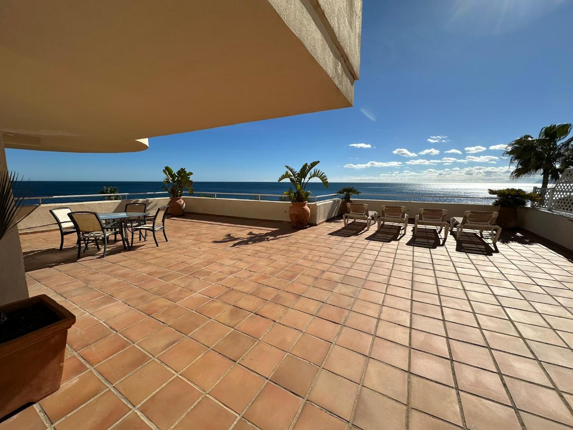 Apartments Bermuda Beach 에스테포나 외부 사진