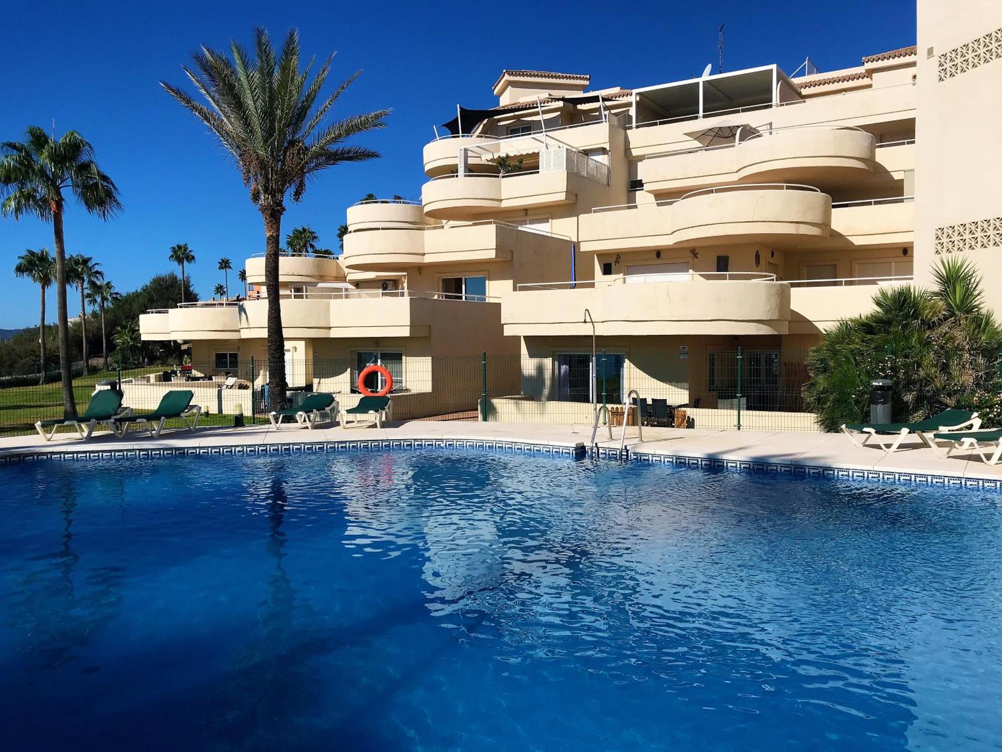 Apartments Bermuda Beach 에스테포나 외부 사진