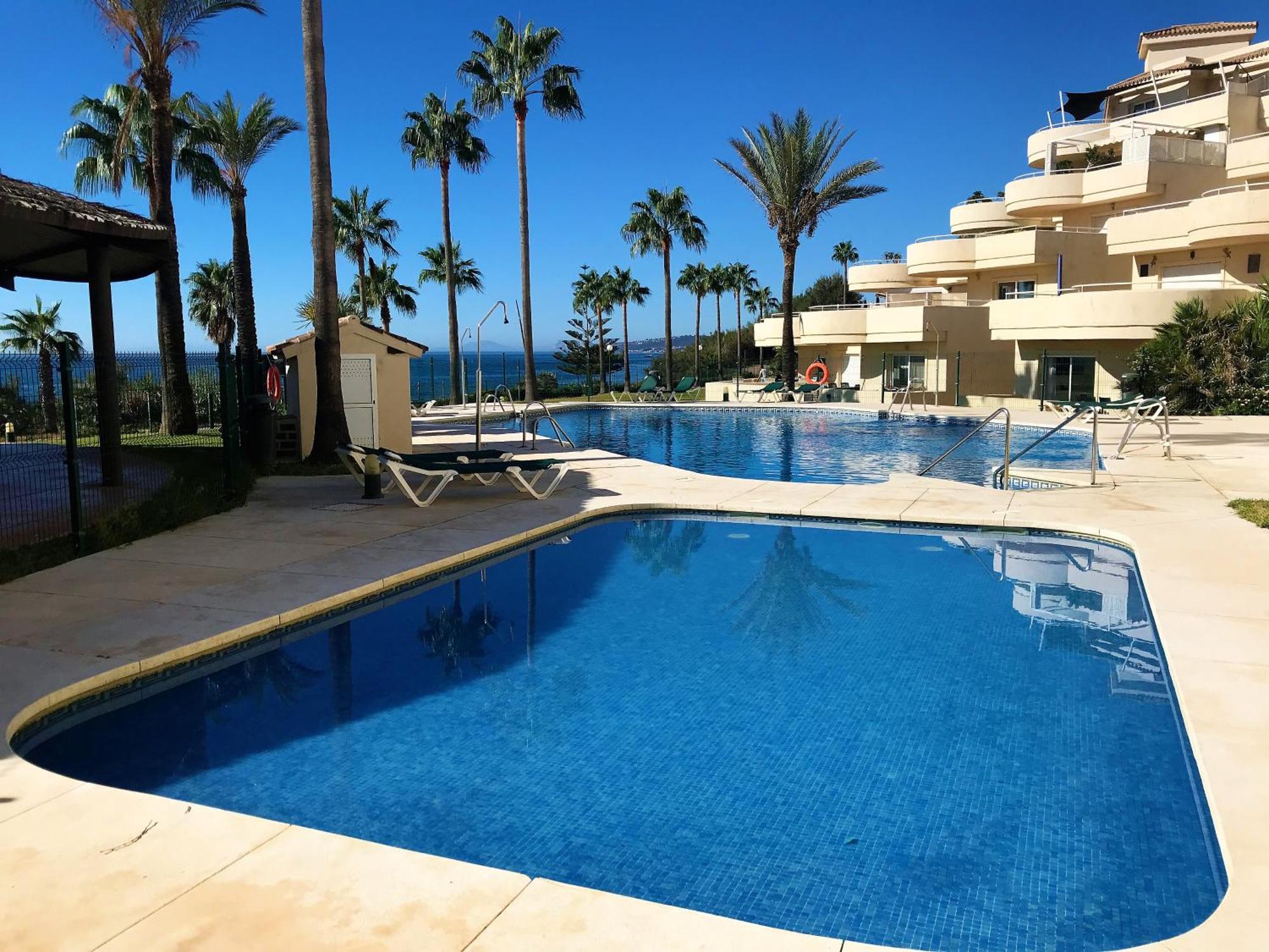 Apartments Bermuda Beach 에스테포나 외부 사진